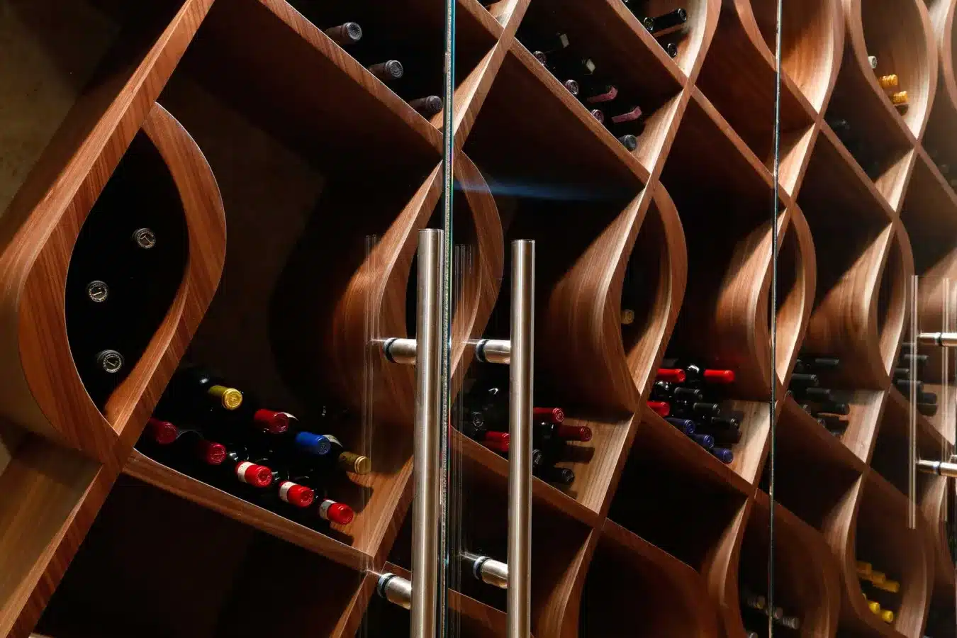 contemporary Q-Curve wine cellar design by Genuwine Cellars