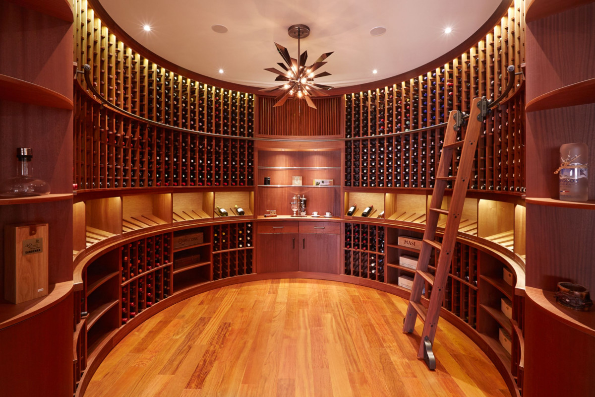 traditional wine cellar - sommelier select design by Genuwine Cellars