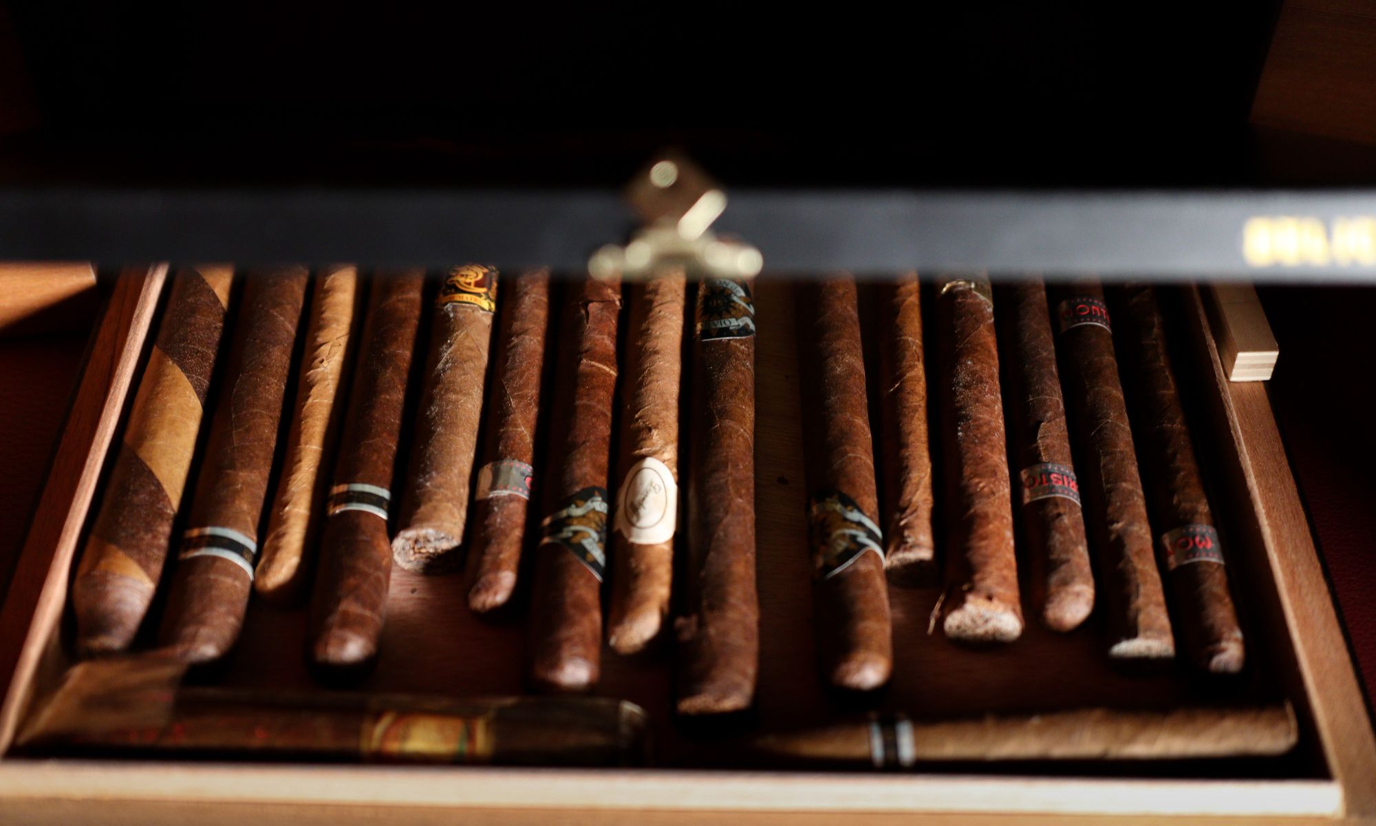 humidor cigar box - Genuwine Cellars