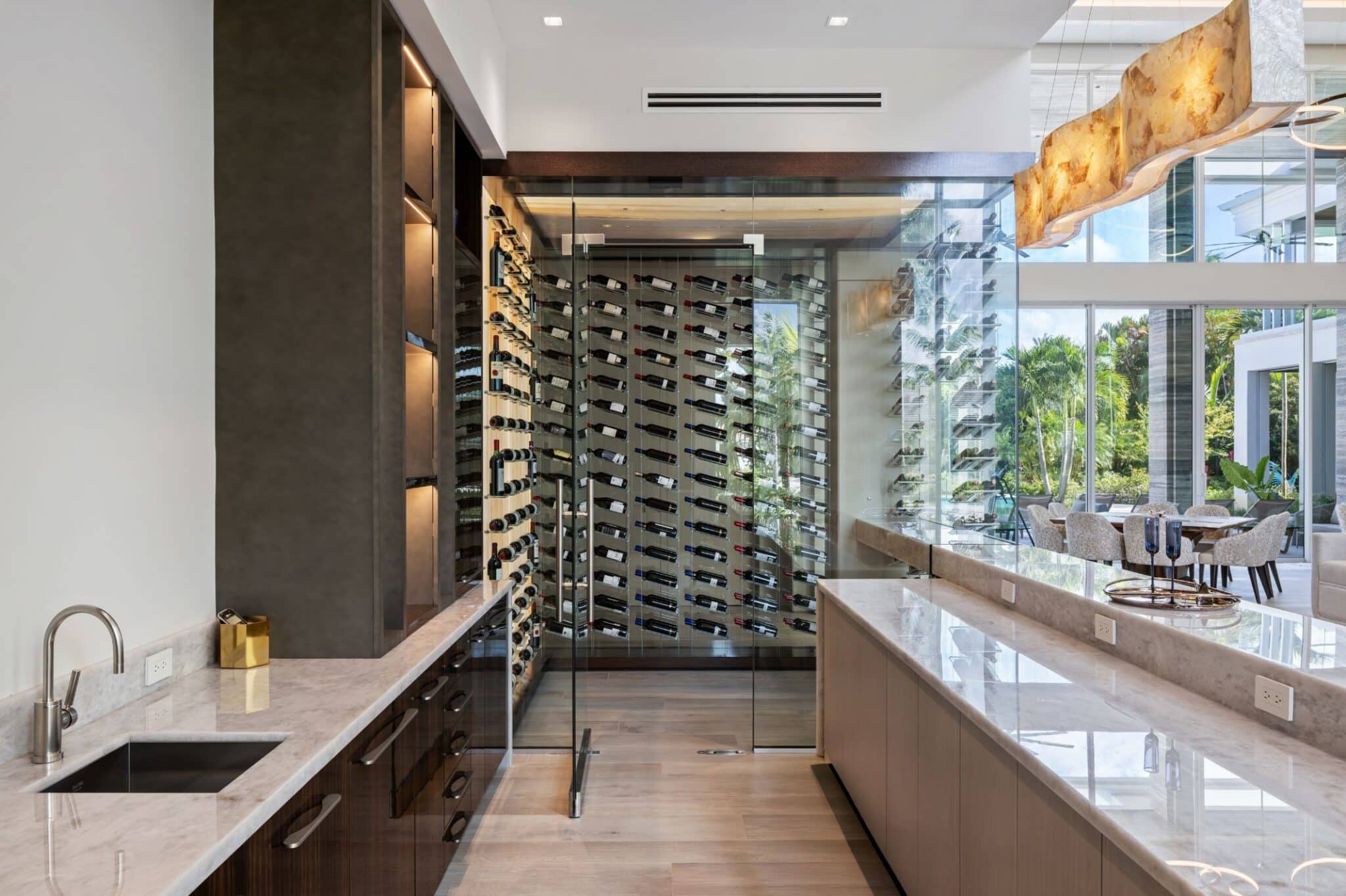 Lumina: Ultra Clear Floating Glass Wine Rack